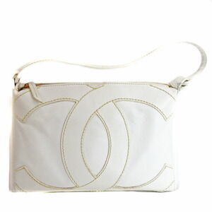 Chanel Deca Coco shoulder bag white